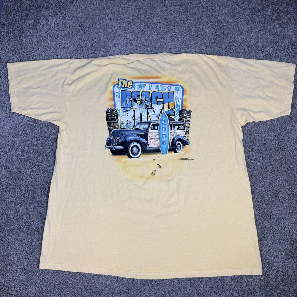 VTG The Beach Boys Shirt Mens XL Yellow Graphic Print 2006 Surf Woody Car Tee